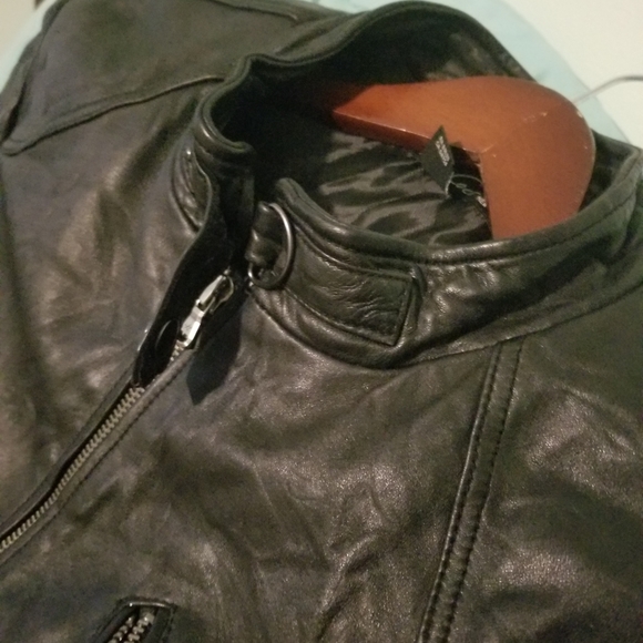 Kenneth Cole leather Moto jacket - Picture 3 of 8